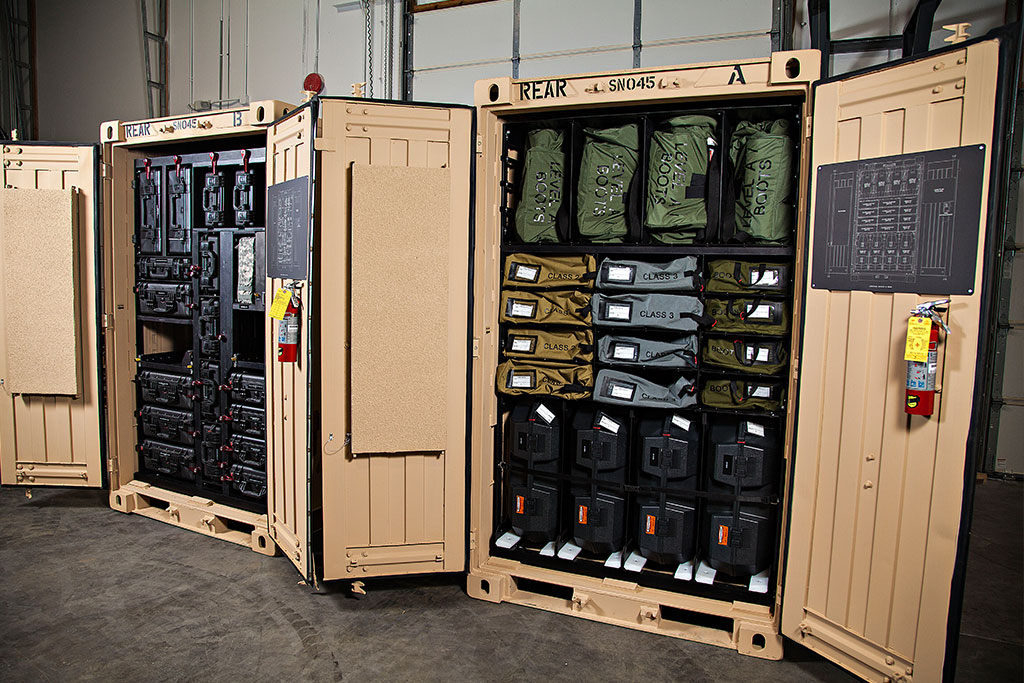 FLIR CBRN DR SKO 是一套特定于任务的套件，提供独具特色的全光谱 CBRN 步行侦查功能